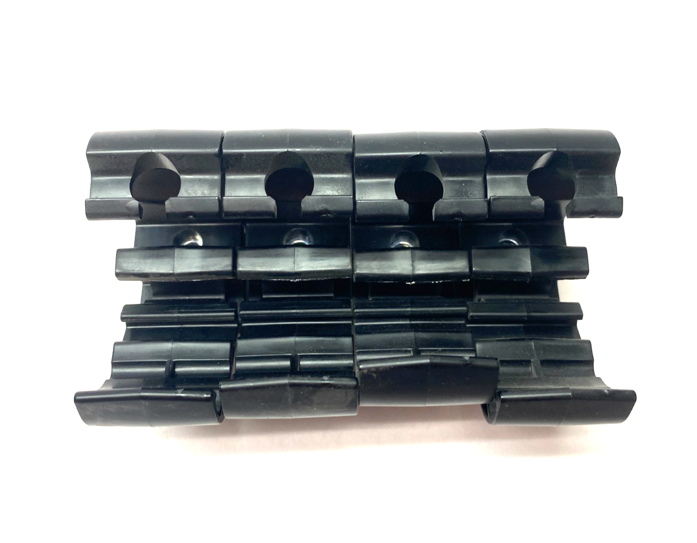 Parker 6697 25 01 Transair Pipe Hanger 1", 25mm Pipe OD LOT OF 4 - Maverick Industrial Sales