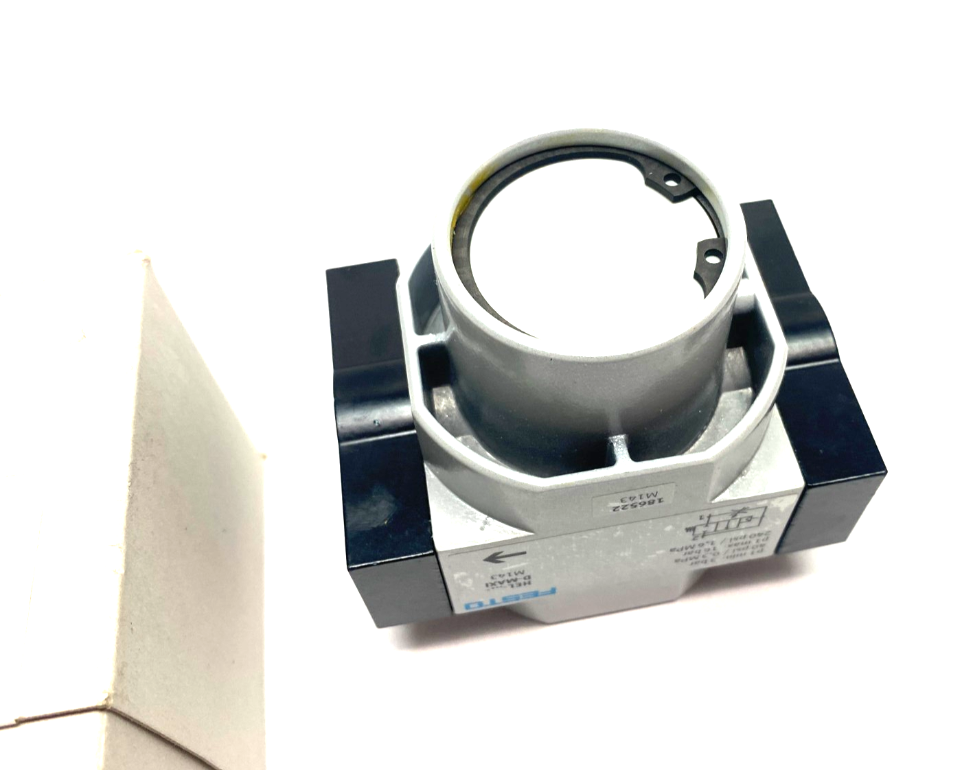 Festo HEL-1/2-D-MAXI Pneumatic On/Off Valve 3-16bar 1/2" Ports 186522 - Maverick Industrial Sales