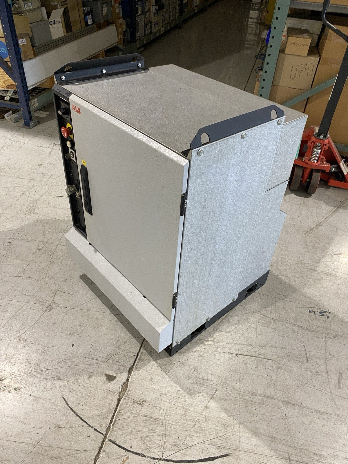 IRC5 M2004 | ABB Robot Controller 3x480V 14M-64930 - Used - Maverick Industrial Sales