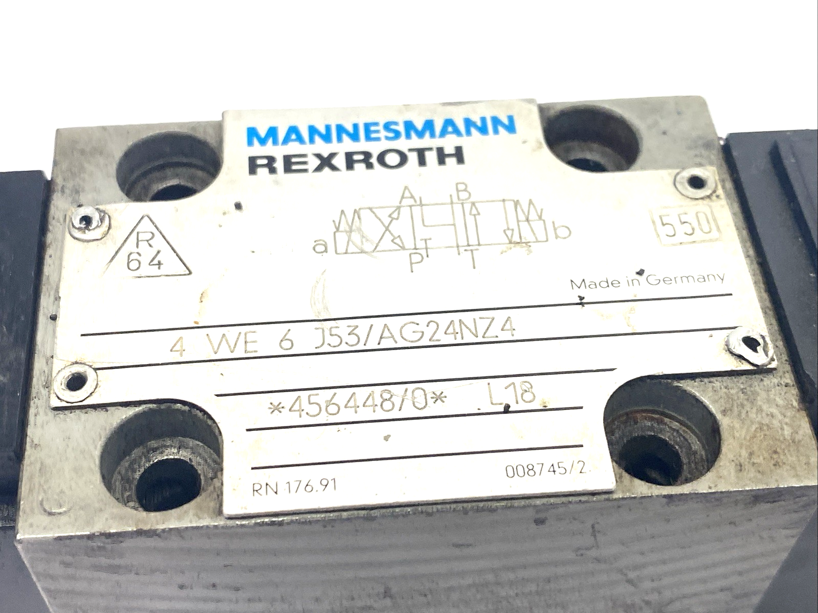 Mannesmann Rexroth 4 WE 6 J53/AG24NZ4 Directional Valve - Maverick Industrial Sales