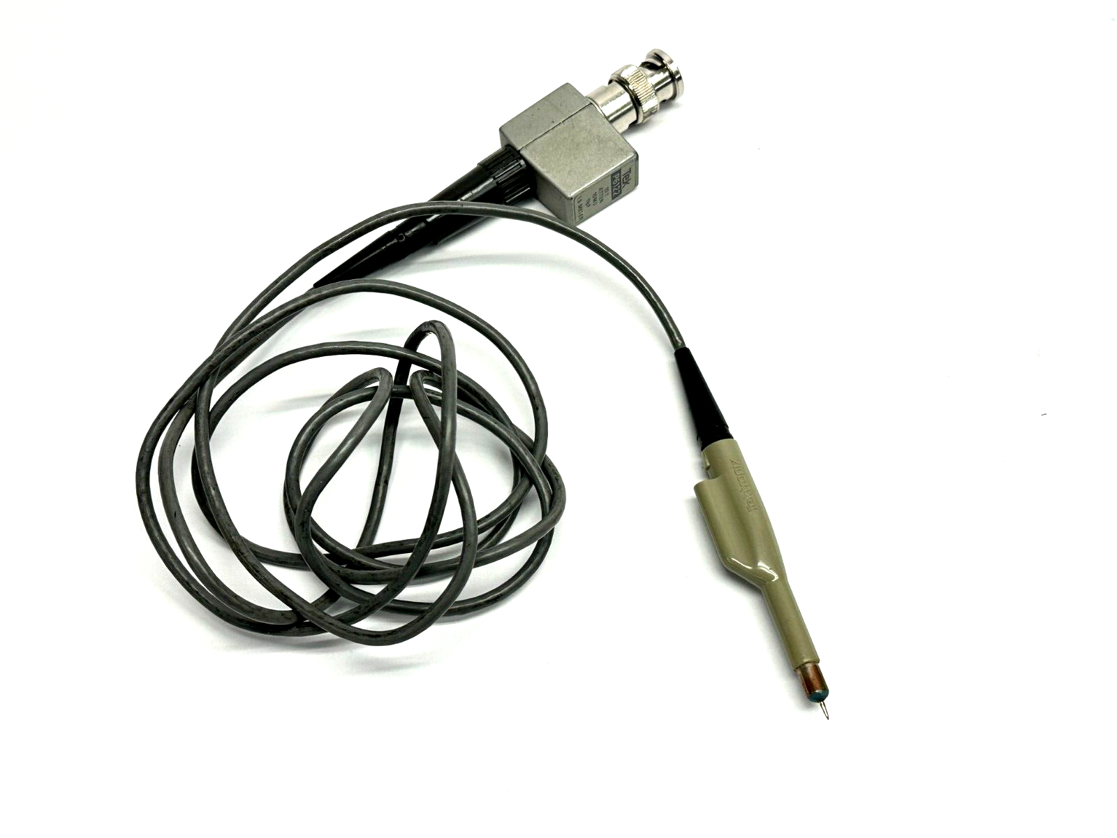 Tektronix P6122 Passive Oscilloscope Probe 10M 11pF 10:1 1.5M - Maverick Industrial Sales
