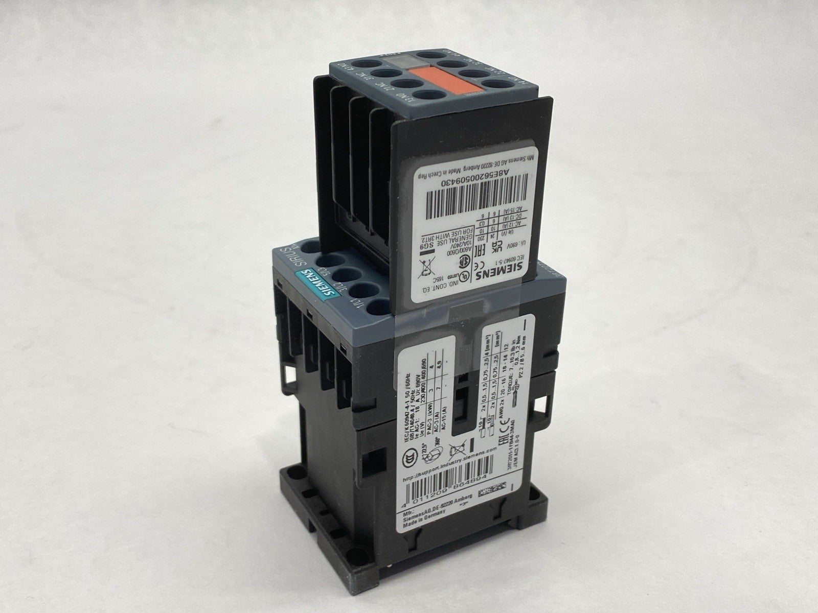 Siemens 3RT2015-1FB44-3MA0 Power Contactor 3-Pole 2NO 2NC 7A 3kW / 400V 24VDC - Maverick Industrial Sales