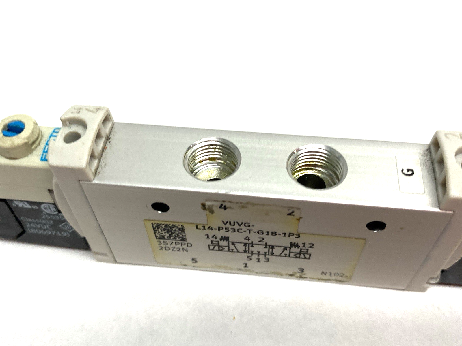 VUVG-L14-P53C-T-G18-1P3 | Festo Solenoid Valve, Piston Gate 5/3 Closed, 556501 - Used - Maverick Industrial Sales