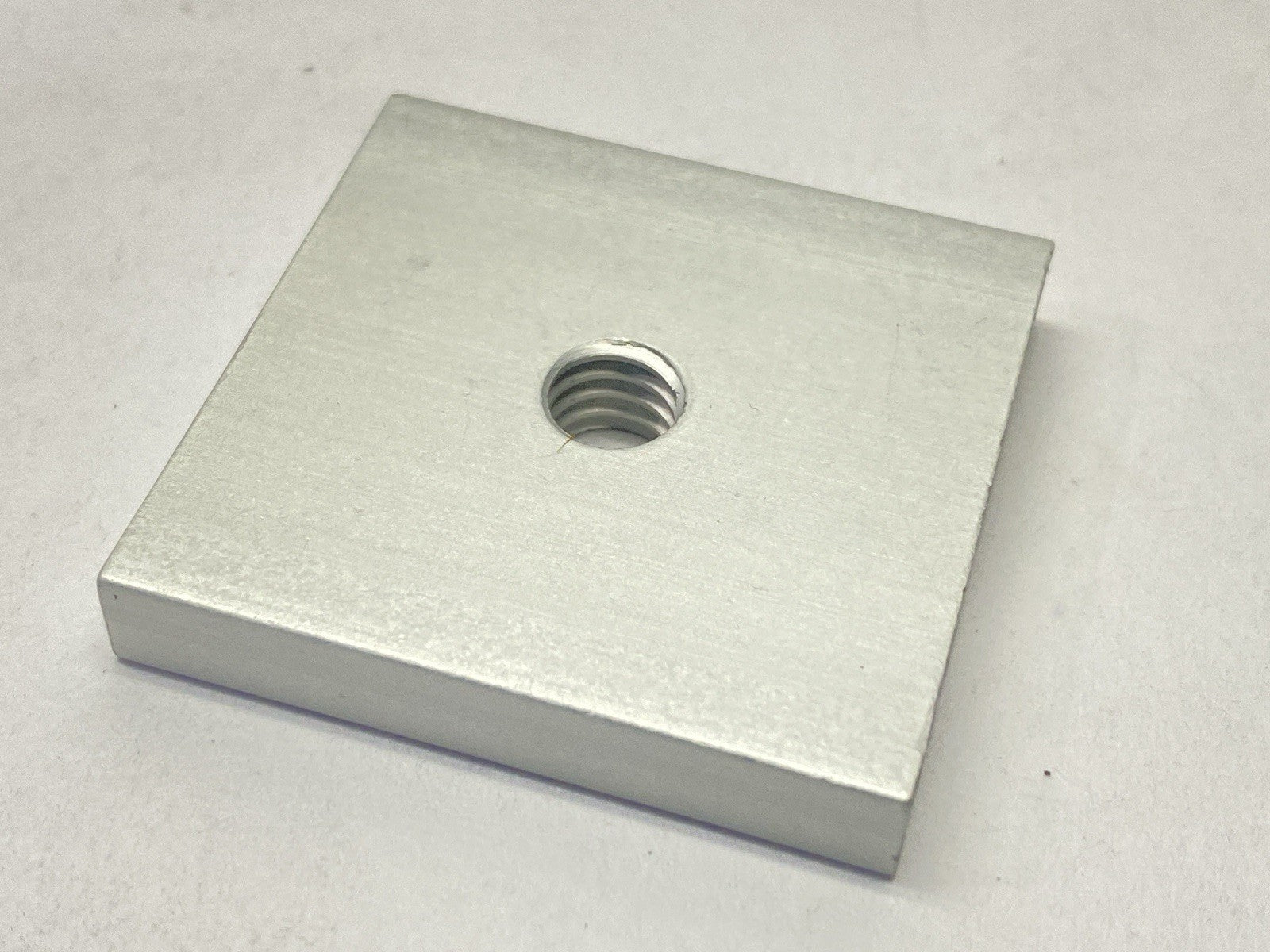 2438 | 80/20 15 Series Narrow Backing Plate 5/16-18" Thread LOT OF 10 - New Other - Maverick Industrial Sales