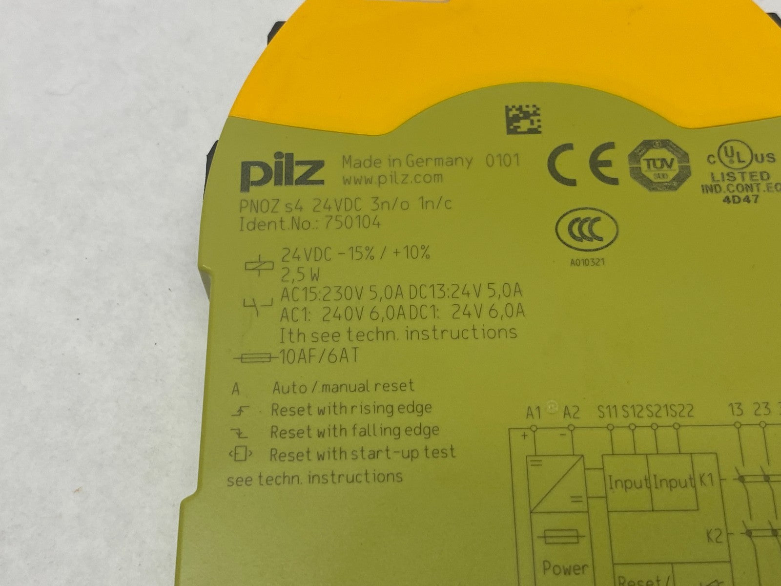 Pilz PNOZ s4 24VDC 3n/o 1n/c Standalone Sigma Safety Relay 750104 - Maverick Industrial Sales