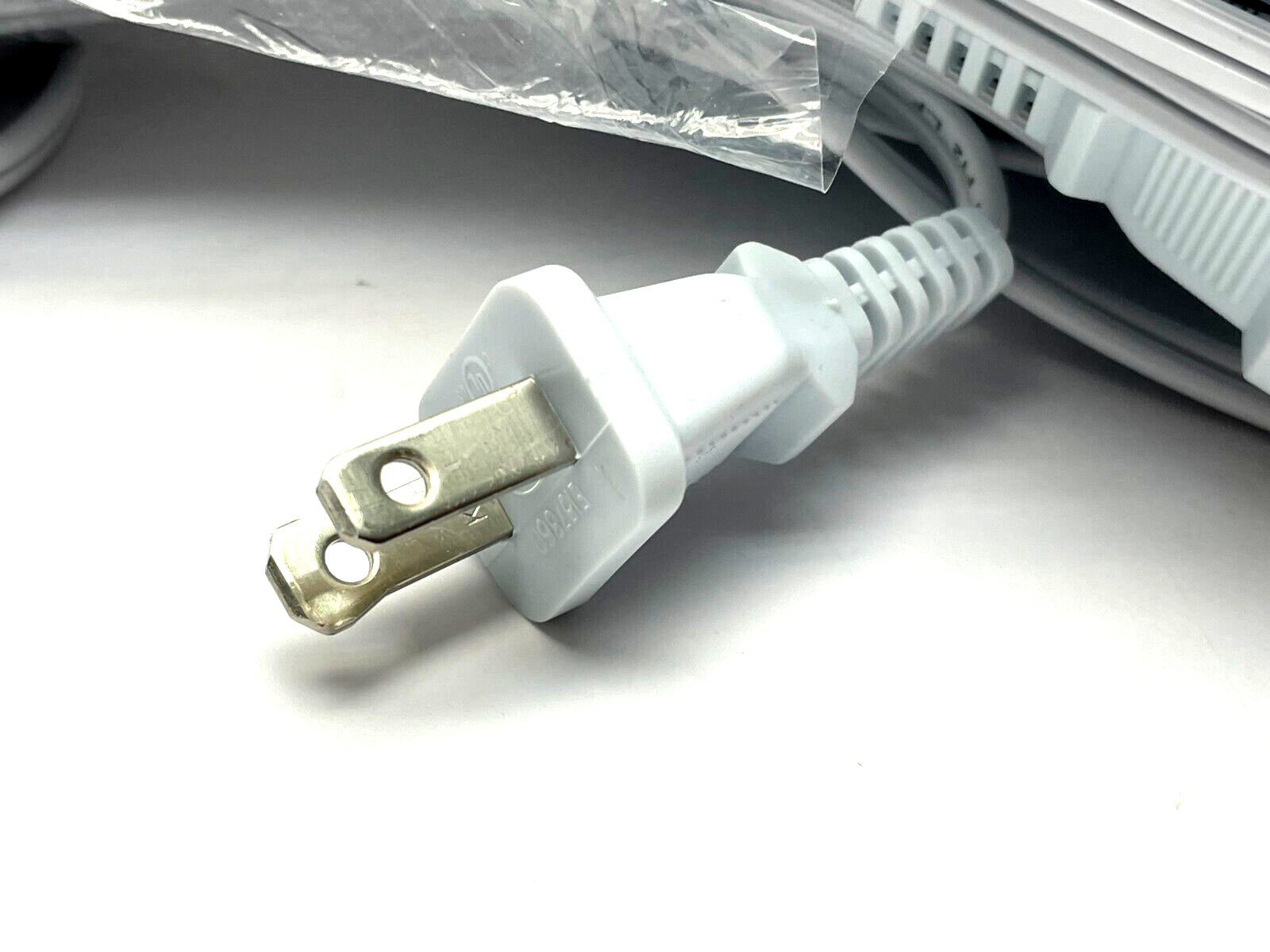 General Use Power Cable w/ Plug 18AWG 2-Conductor BUNDLE OF 25 - New - Maverick Industrial Sales