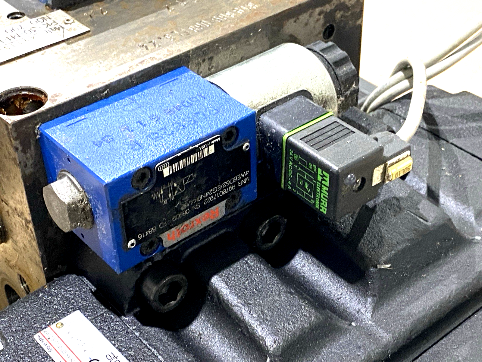 DPZO-LES-SN-BC473-D9/E | Atos Valve DLHZO-LES-SN-BC-040-L13 Bosch Rexroth 141113-2 - Used - Maverick Industrial Sales