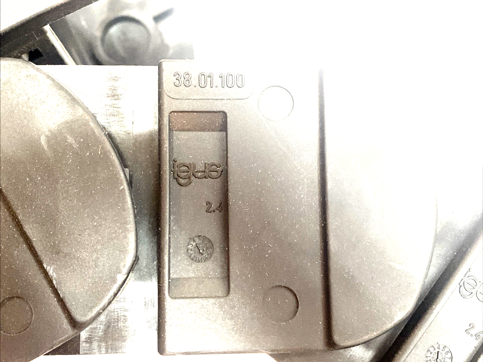 Igus 38.01.100 Energy Chain Cable Carrier 18 Links - Maverick Industrial Sales