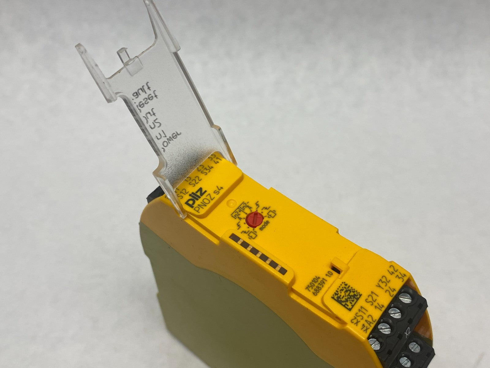 Pilz PNOZ s4 24VDC 3n/o 1n/c Standalone Sigma Safety Relay 750104 - Maverick Industrial Sales