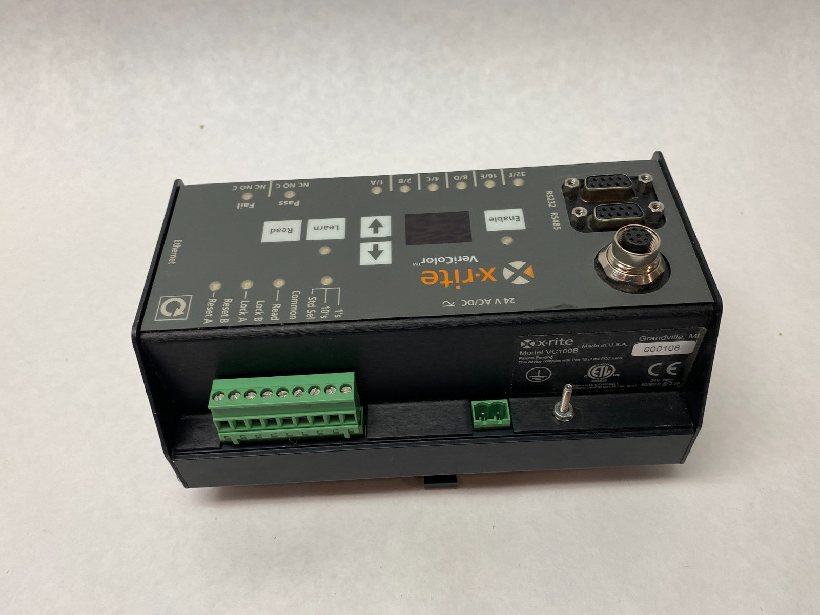VC100B | X-Rite VeriColor Programmable Hub Unit, 2-Digit Digital Display - Used - Maverick Industrial Sales