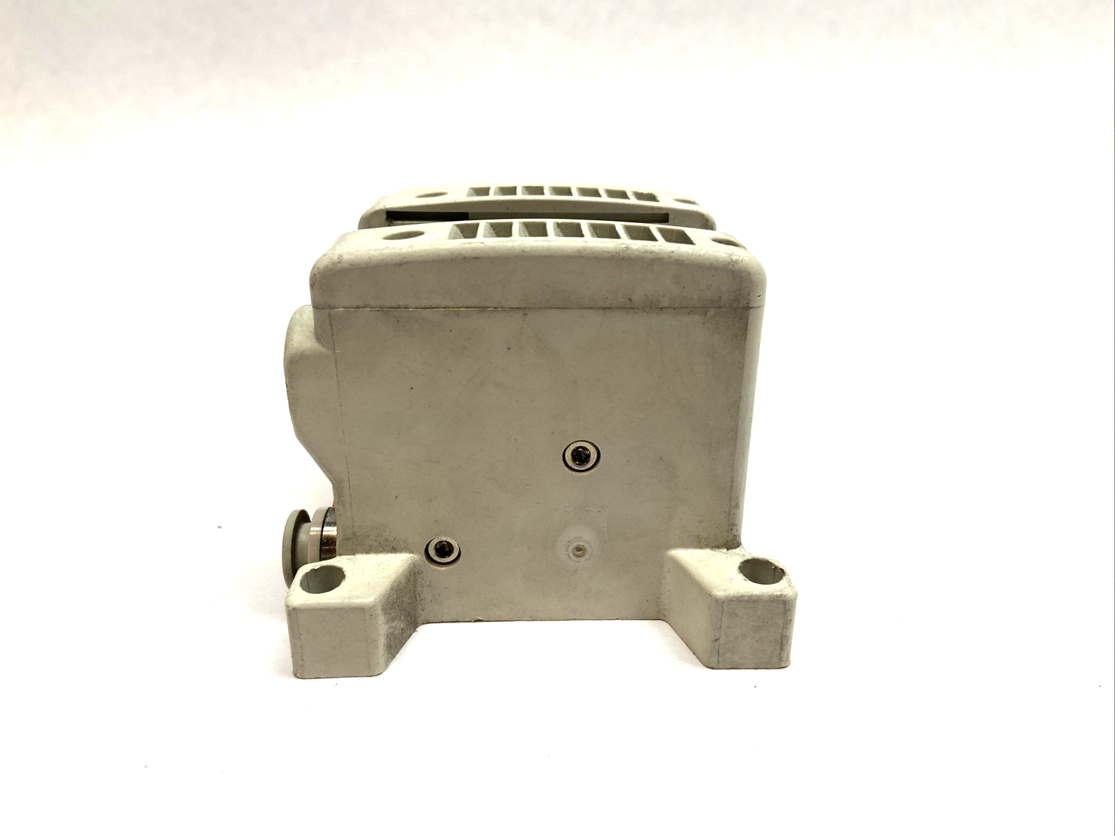 VV5QC11-02N3FD0-S | SMC Plug-In Manifold Base - Used - Maverick Industrial Sales