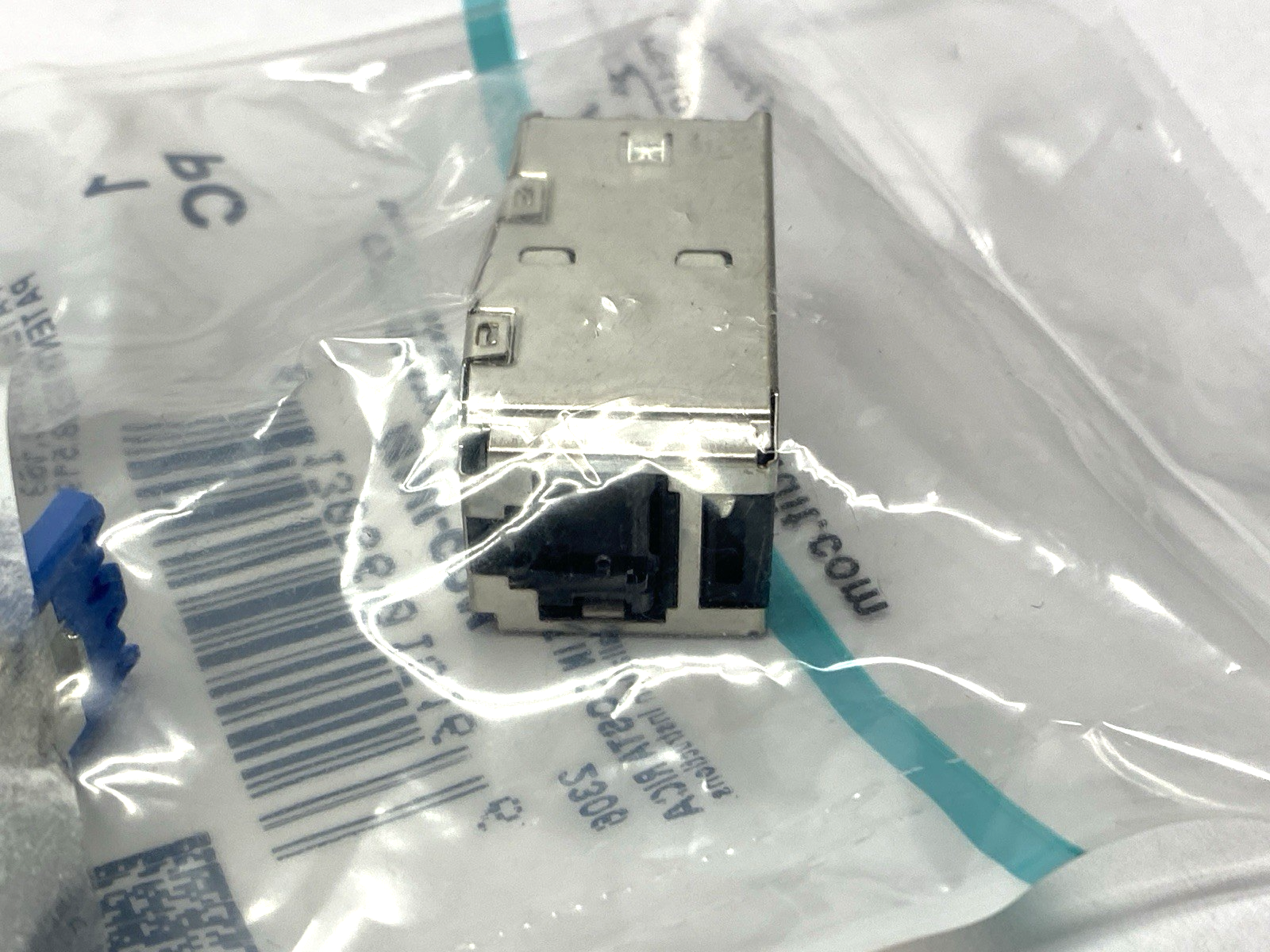 CJSH6X88TGY | Panduit Mini-Com TX6A 10Gig Shielded Shuttered Jack Module TG RJ45 - New - Maverick Industrial Sales