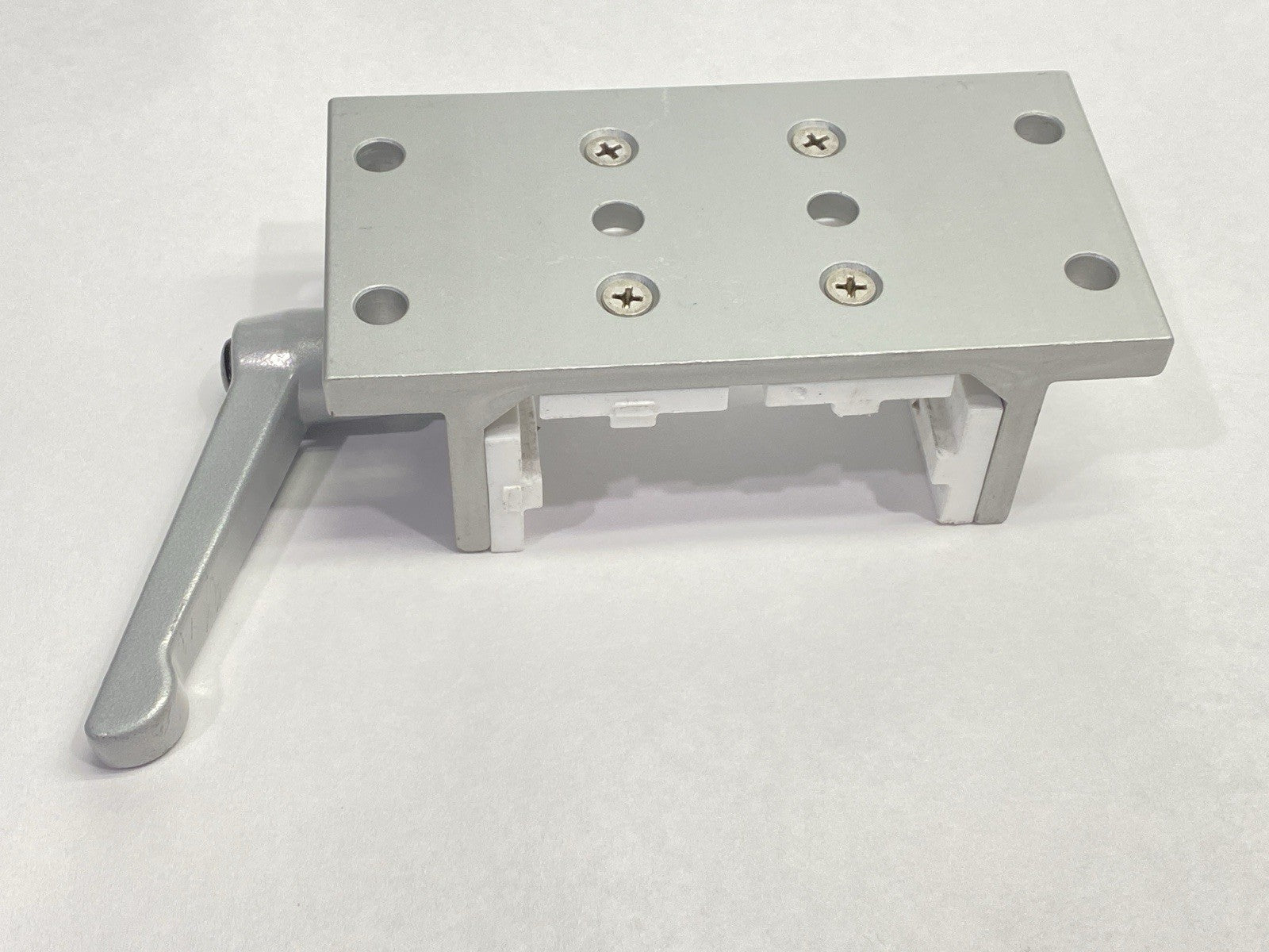 6833 | 80/20 Double Flange Short High-Cycle Linear Bearing 4-Slot w/ 6800 Brake - Used - Maverick Industrial Sales