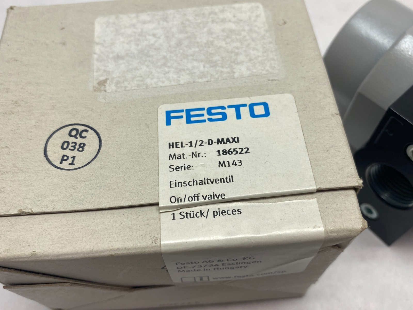 Festo HEL-1/2-D-MAXI Pneumatic On/Off Valve 3-16bar 1/2" Ports 186522 - Maverick Industrial Sales