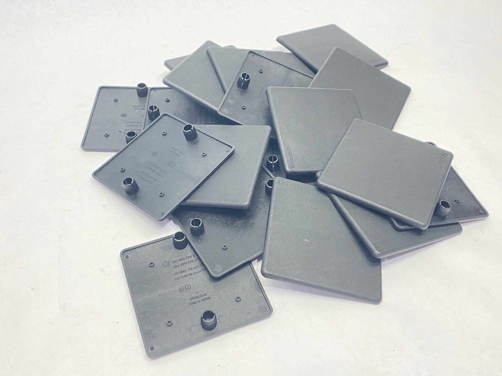 Bosch Rexroth 3842548761 Cap Cover 90x90 PKG OF 20 - Maverick Industrial Sales