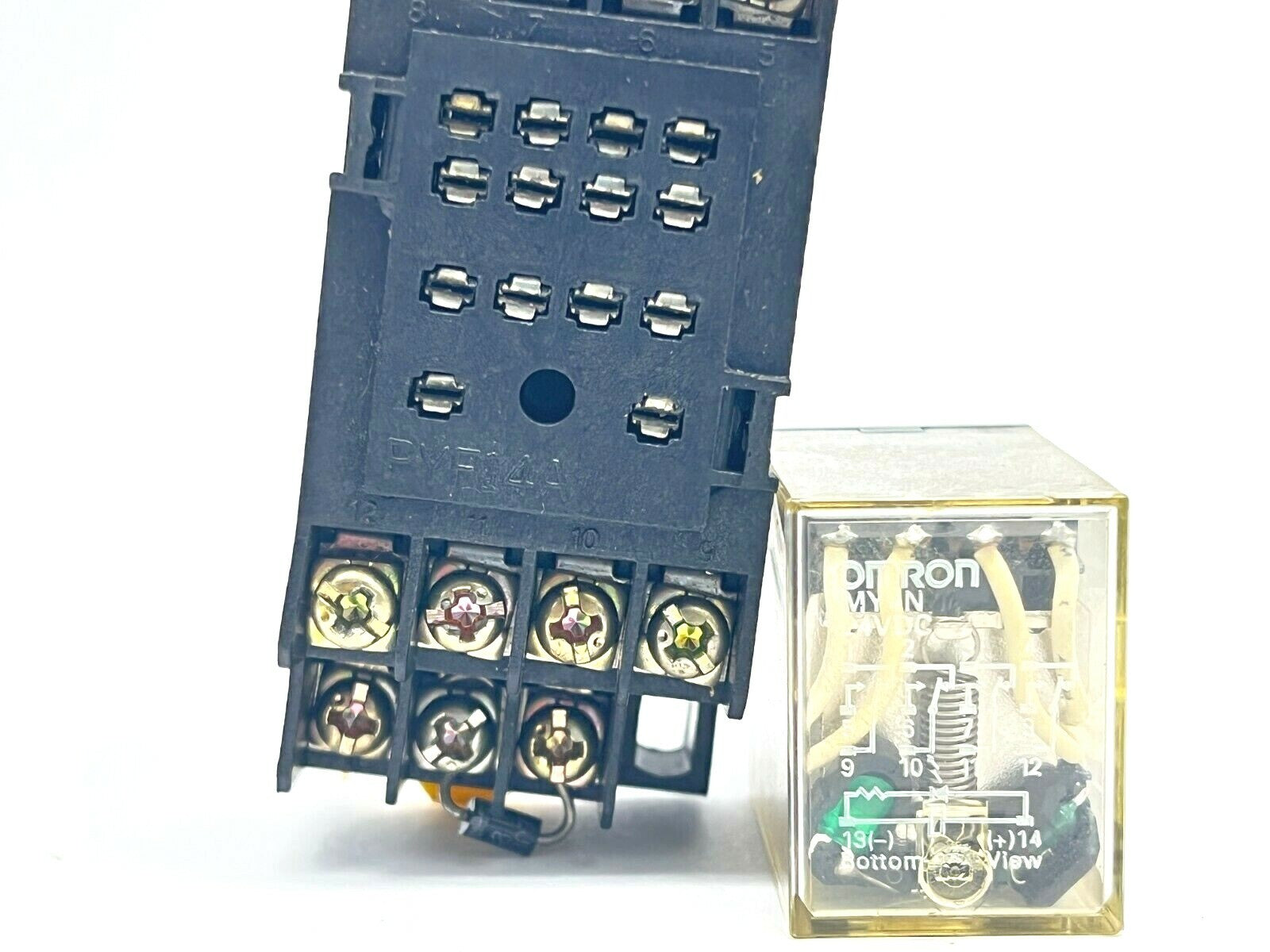 PYF14A,MY4N | Omron PYF14A Relay Socket w/ Omron MY4N Relay 24VDC - Used - Maverick Industrial Sales