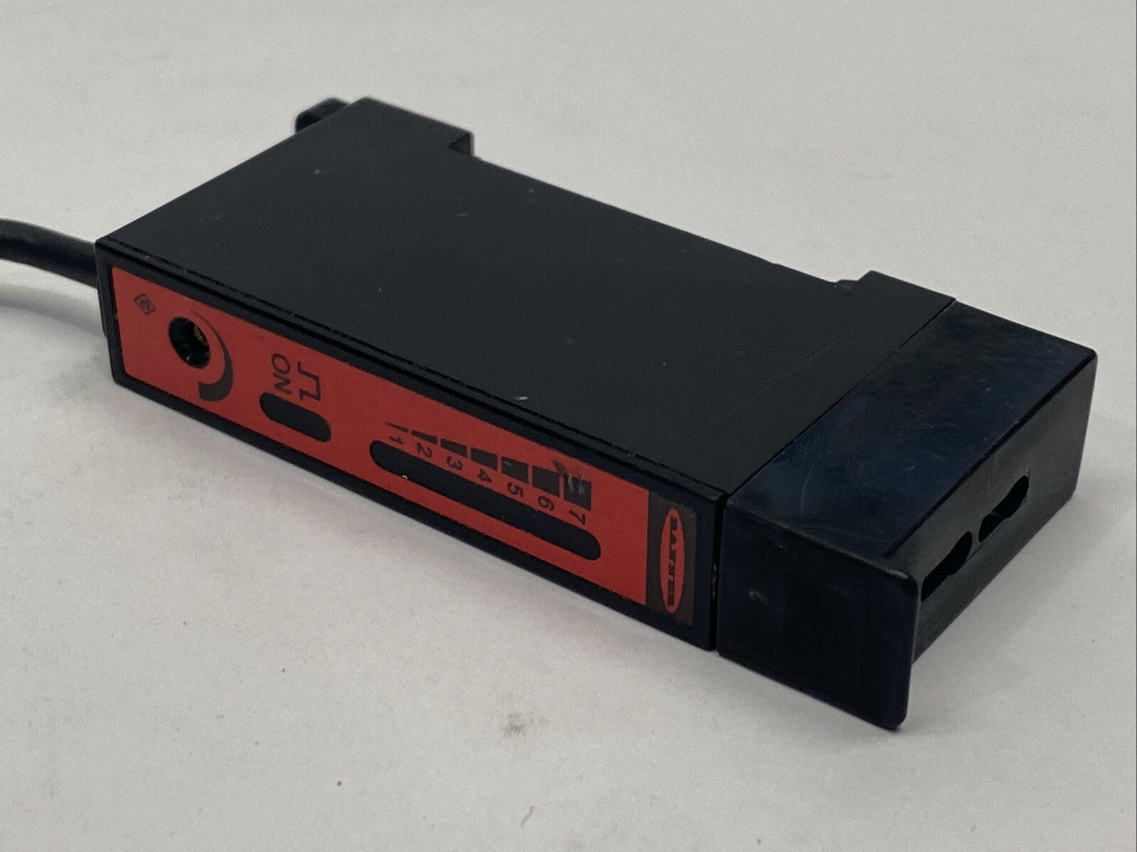 Banner D12SP6FPHQ High Power Plastic Fiber Optic Sensor 10-30VDC 34974 - Maverick Industrial Sales