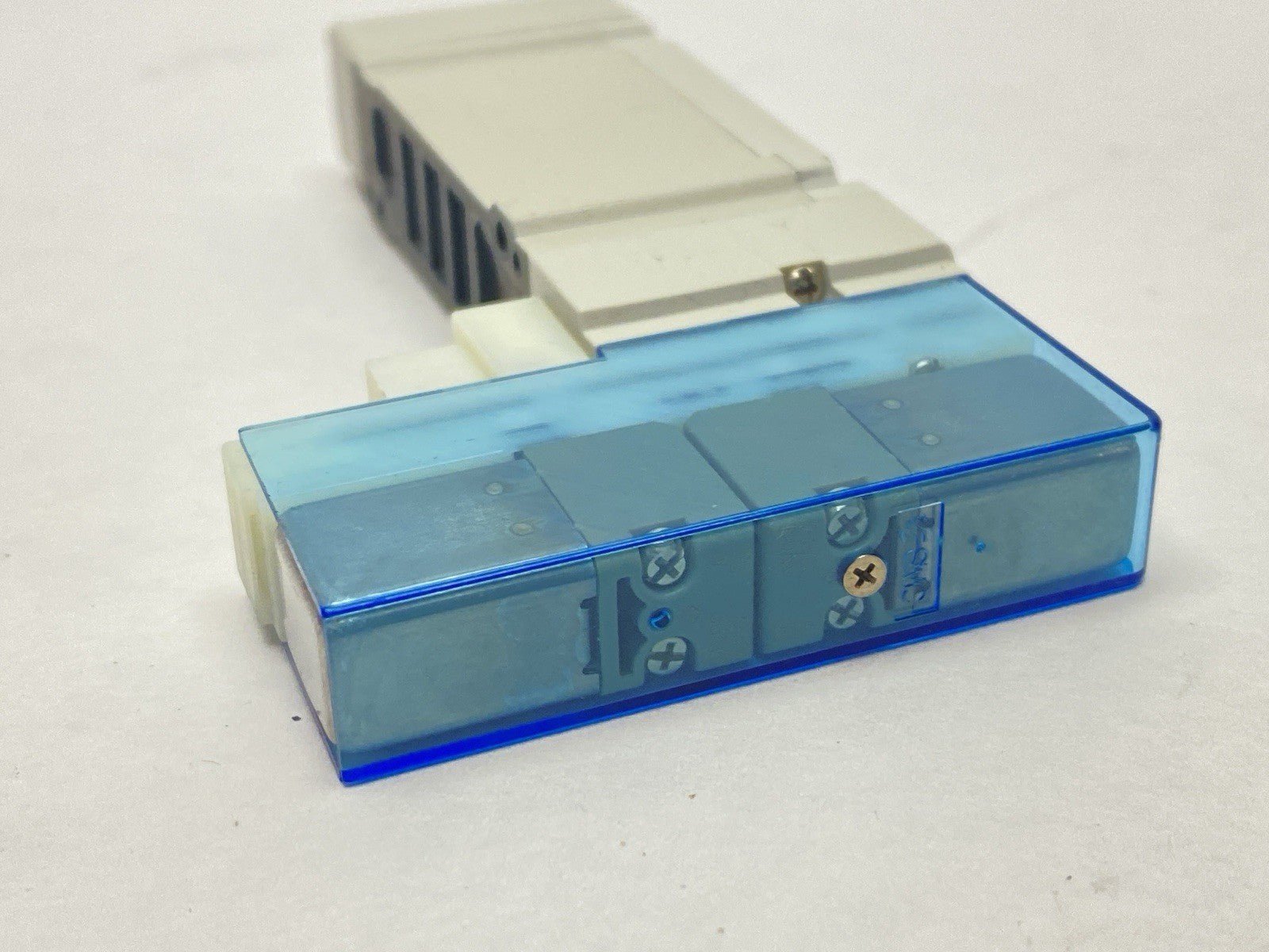 SY5A00-5NZ1-NA | SMC Pneumatic Solenoid Valve 5-Port - Used - Maverick Industrial Sales