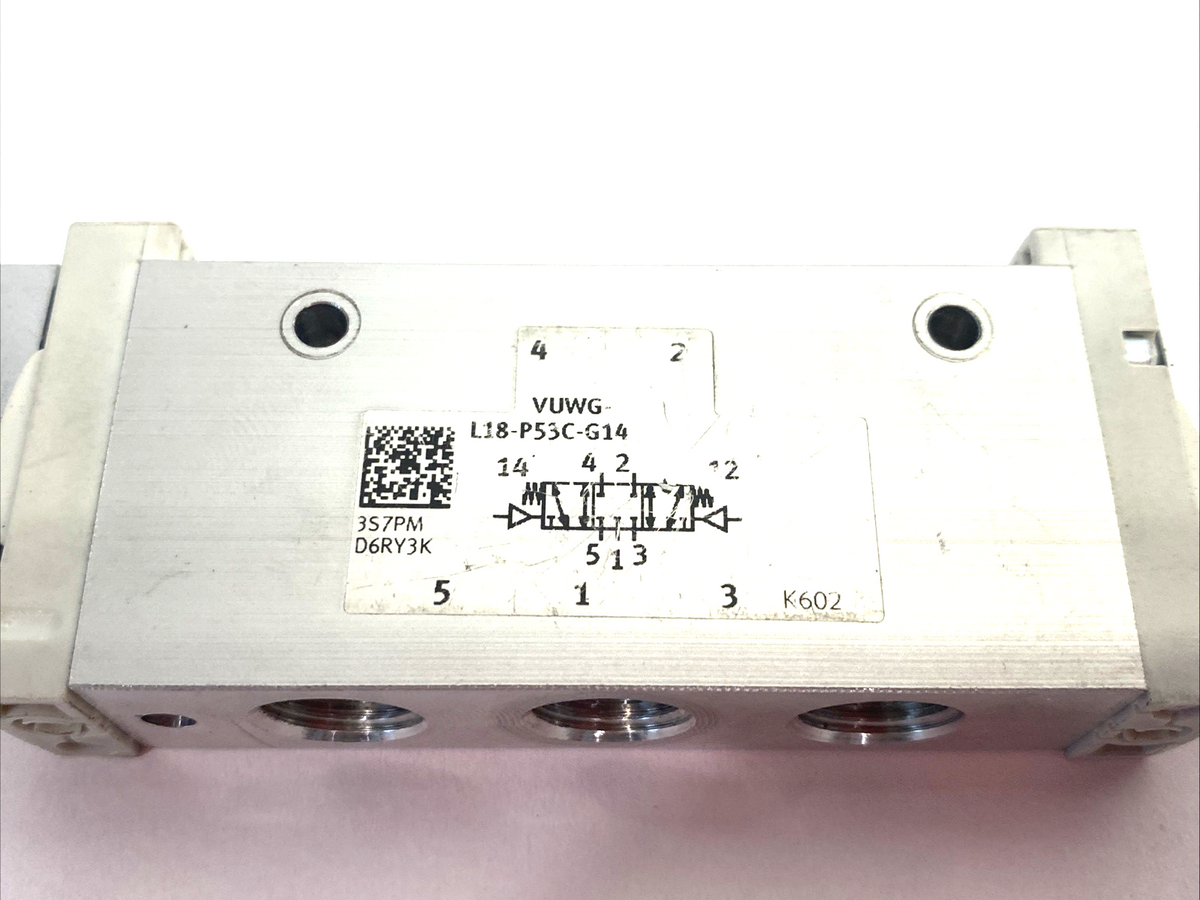Festo VUWG-L18-P53C-G14 Pneumatic Valve 5/3-way, Closed, 574272 - Maverick Industrial Sales