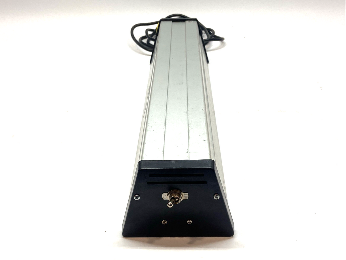 X-15A | Spectroline Long Wave Ultraviolet Lamp Single Tube 350nm 120V MISSING BULB - Used - Maverick Industrial Sales