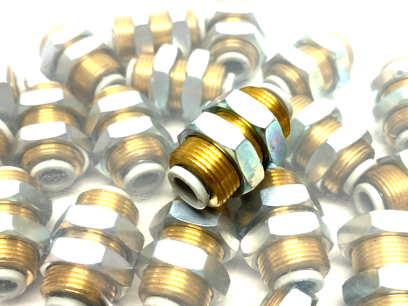 KQ2E06-00A | SMC Push-to-Connect Straight Bulkhead Union Fitting 6mm LOT OF 22 - New – Open box - Maverick Industrial Sales