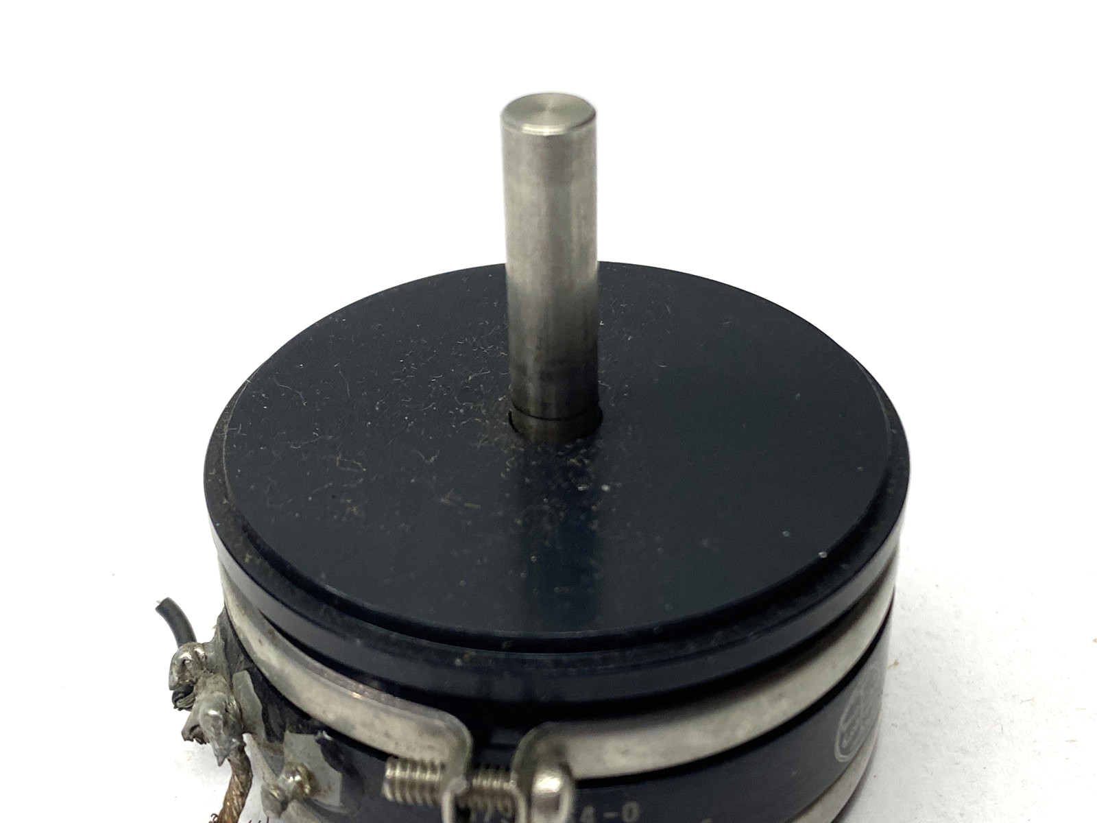 Helipot 6673-264-0 Potentiometer R10K L.25 - Maverick Industrial Sales