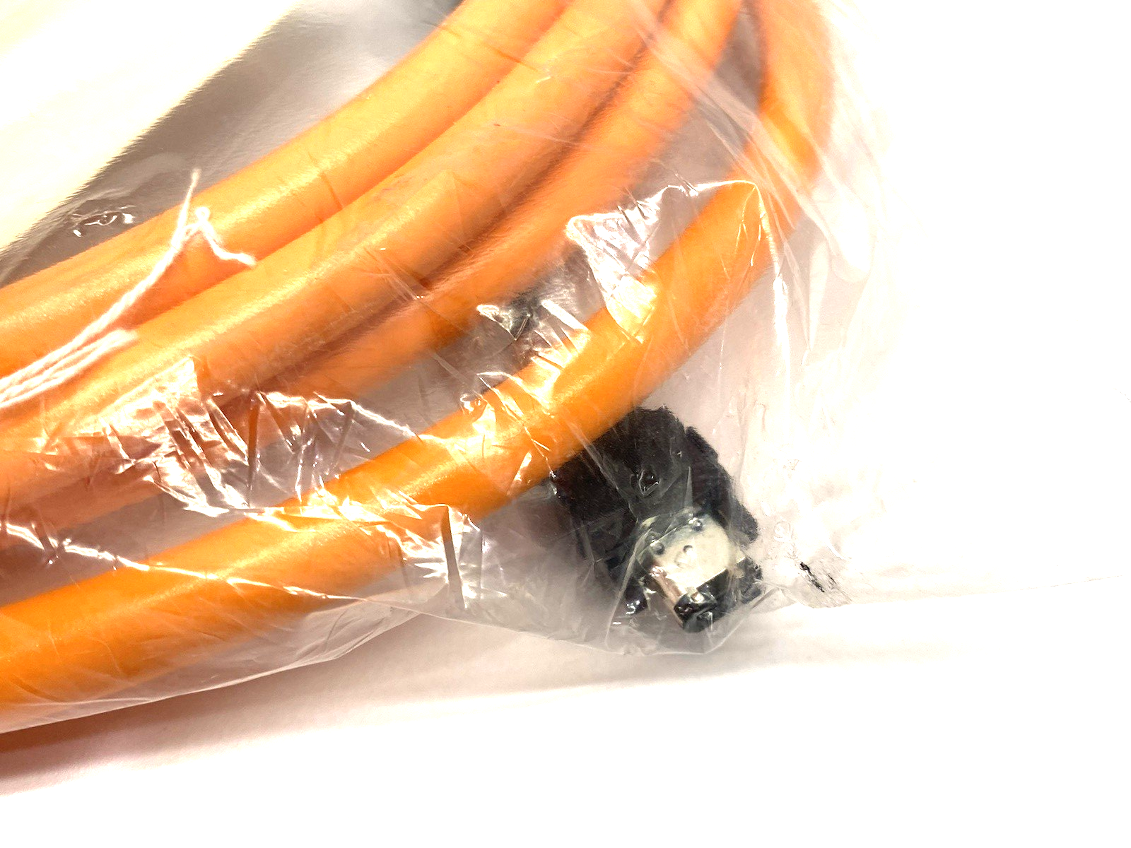 R914502287 | Bosch Rexroth Hybrid Servo Cable 5m Length RHB2-011BAB-NN-005,0 - New - Maverick Industrial Sales