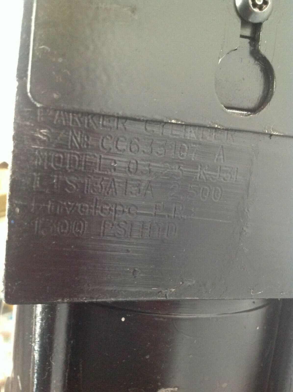 Parker 03.25 KJ3L LTS13A13A 2.500 Hydraulic Cylinder 1300 psi - Maverick Industrial Sales