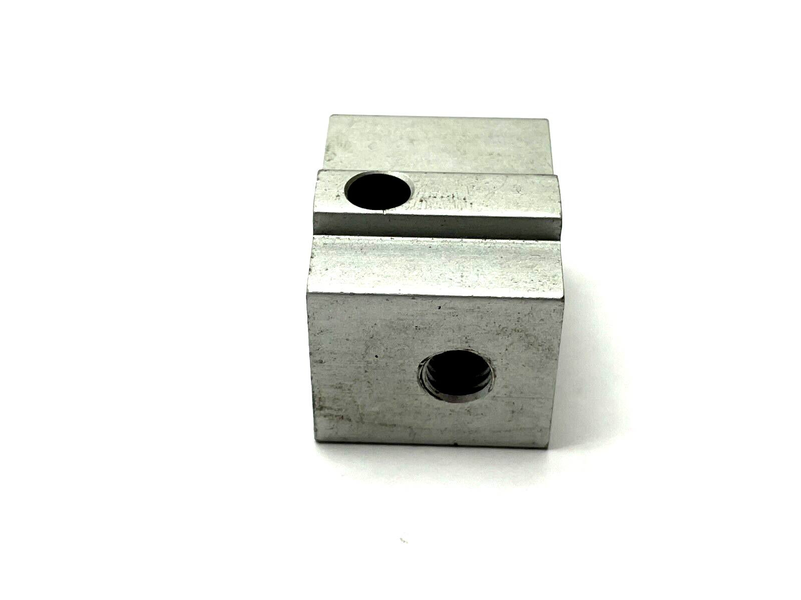 80/20 2900 Aluminum Panel Mount Block LOT OF 10 - Maverick Industrial Sales