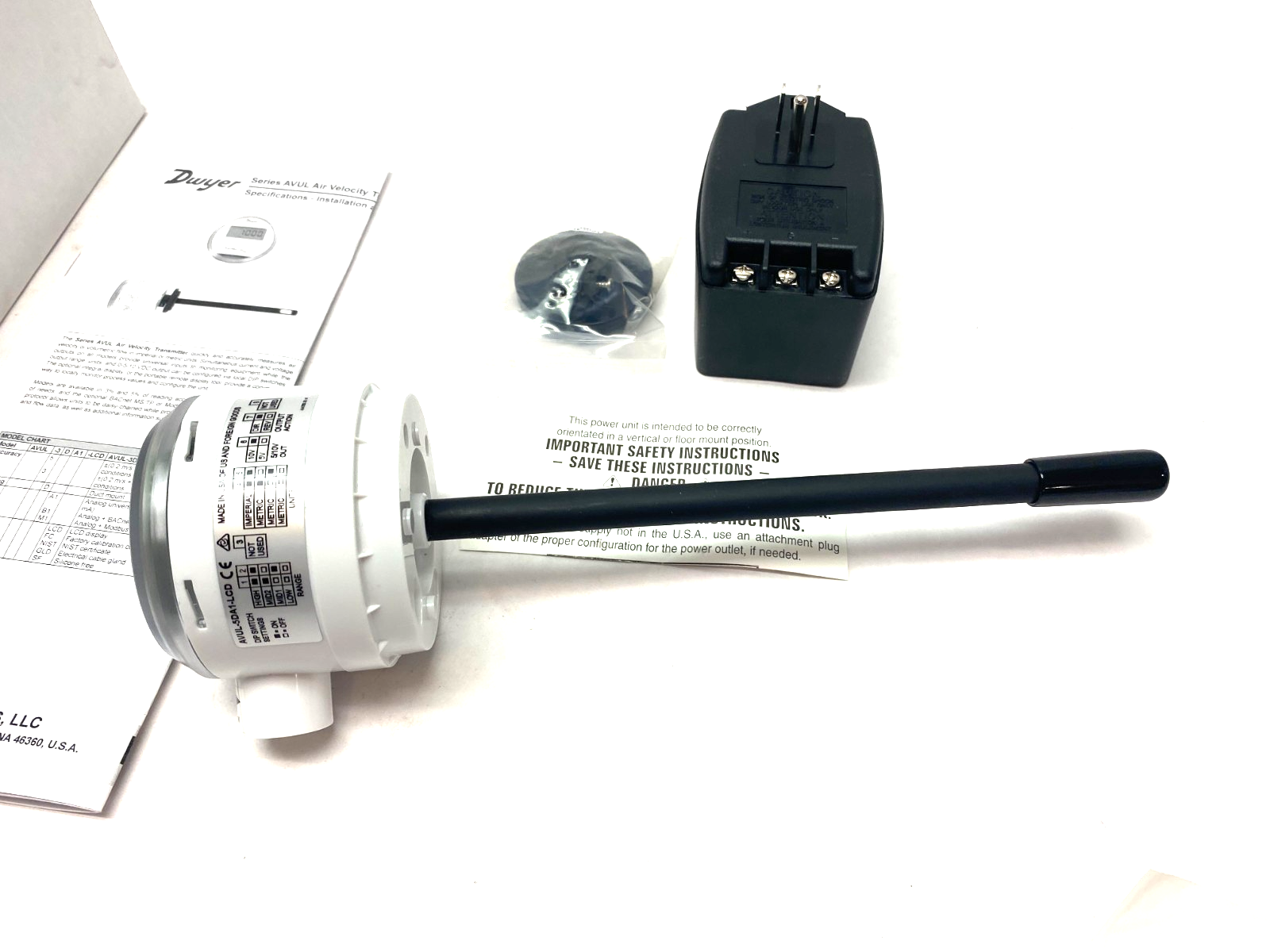 Dwyer AVUL-5DA1-LCD Air Velocity Transmitter 5-Digit 101865-01 - Maverick Industrial Sales