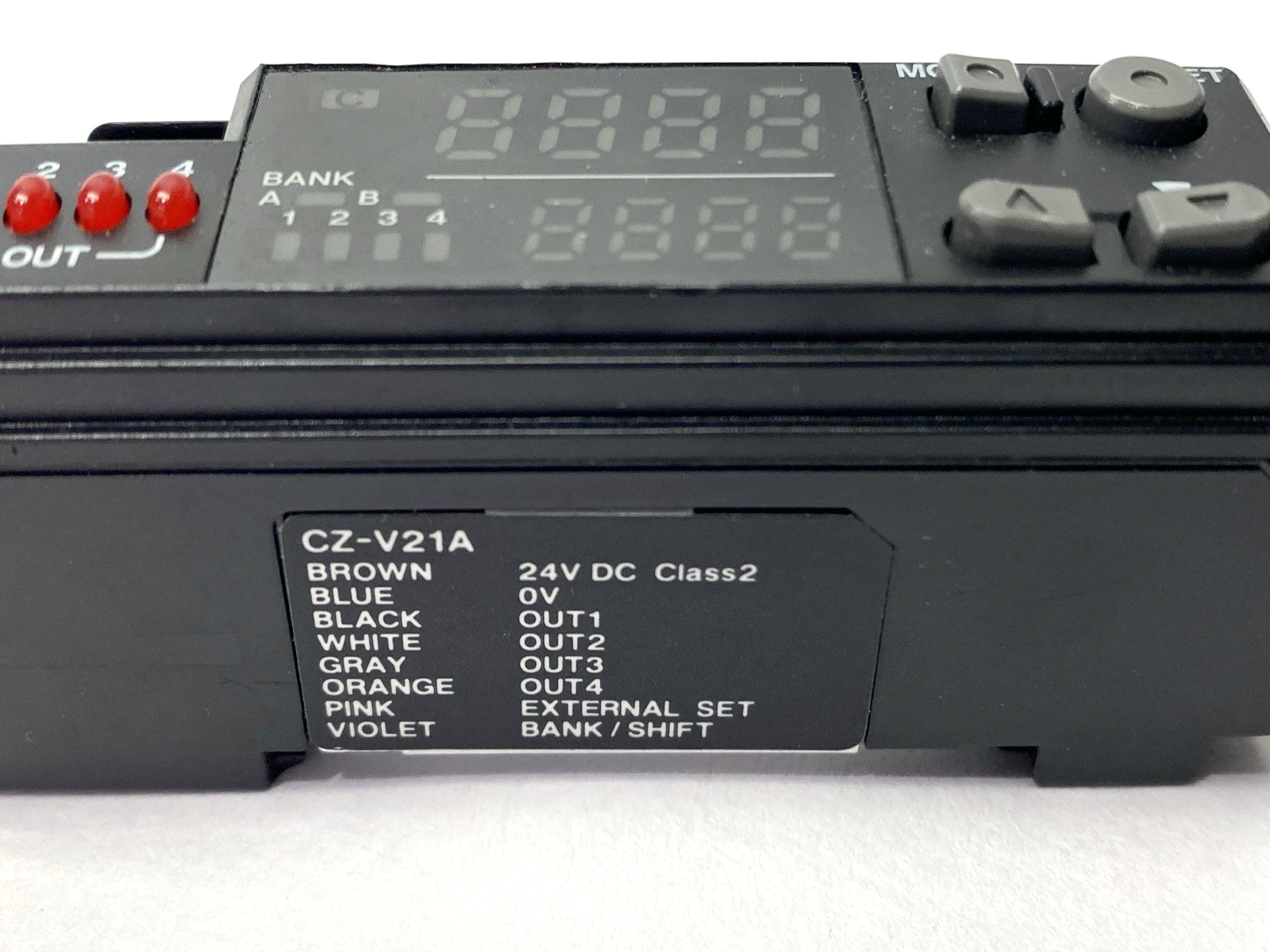 Keyence CZ-V21A RGB Digital Sensor Amplifier Unit, NPN NO COVER - Maverick Industrial Sales
