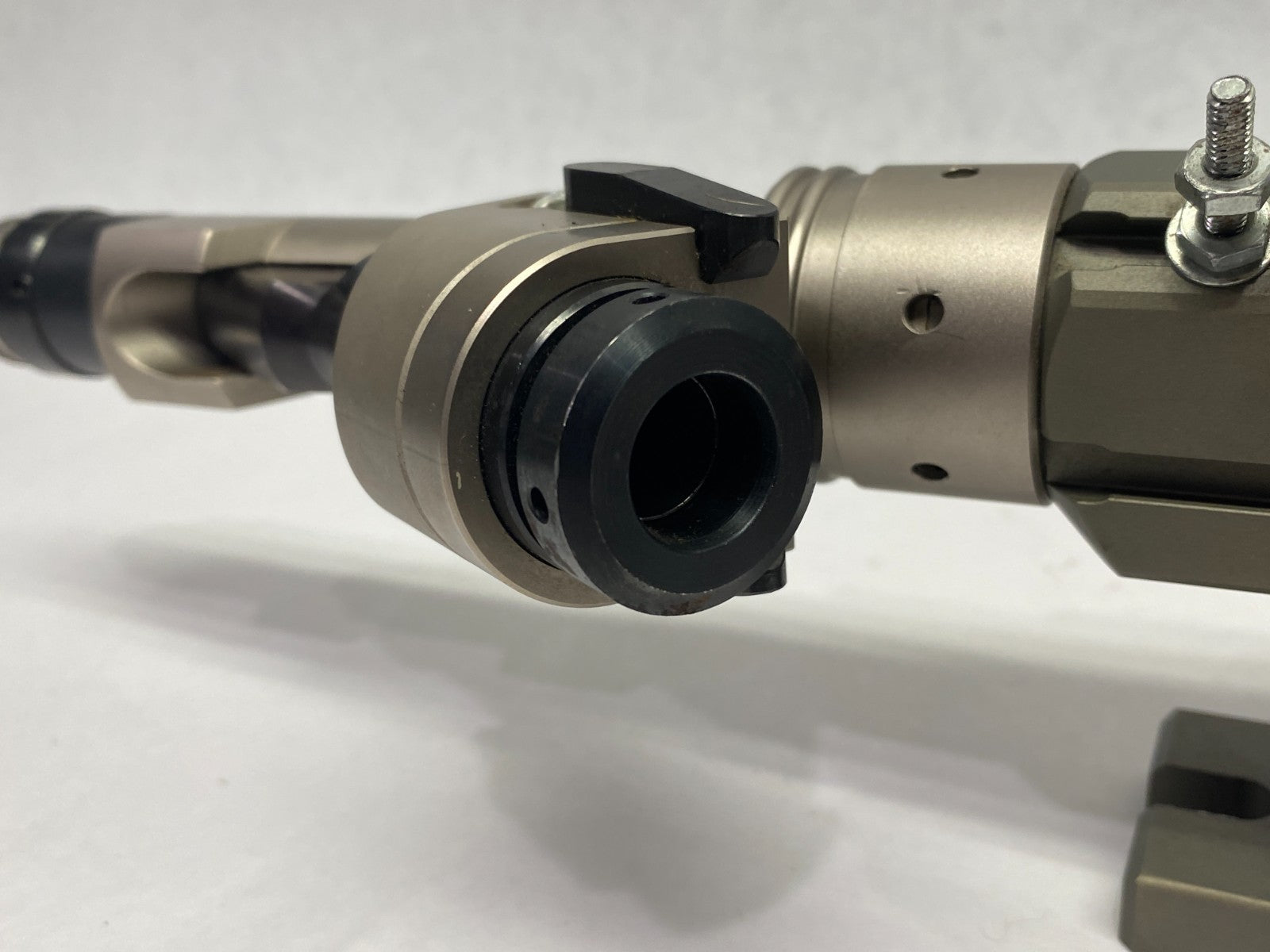 1114046 | Weber SEV Vacuum Fixtured Screwdriving System Assembly - Used - Maverick Industrial Sales