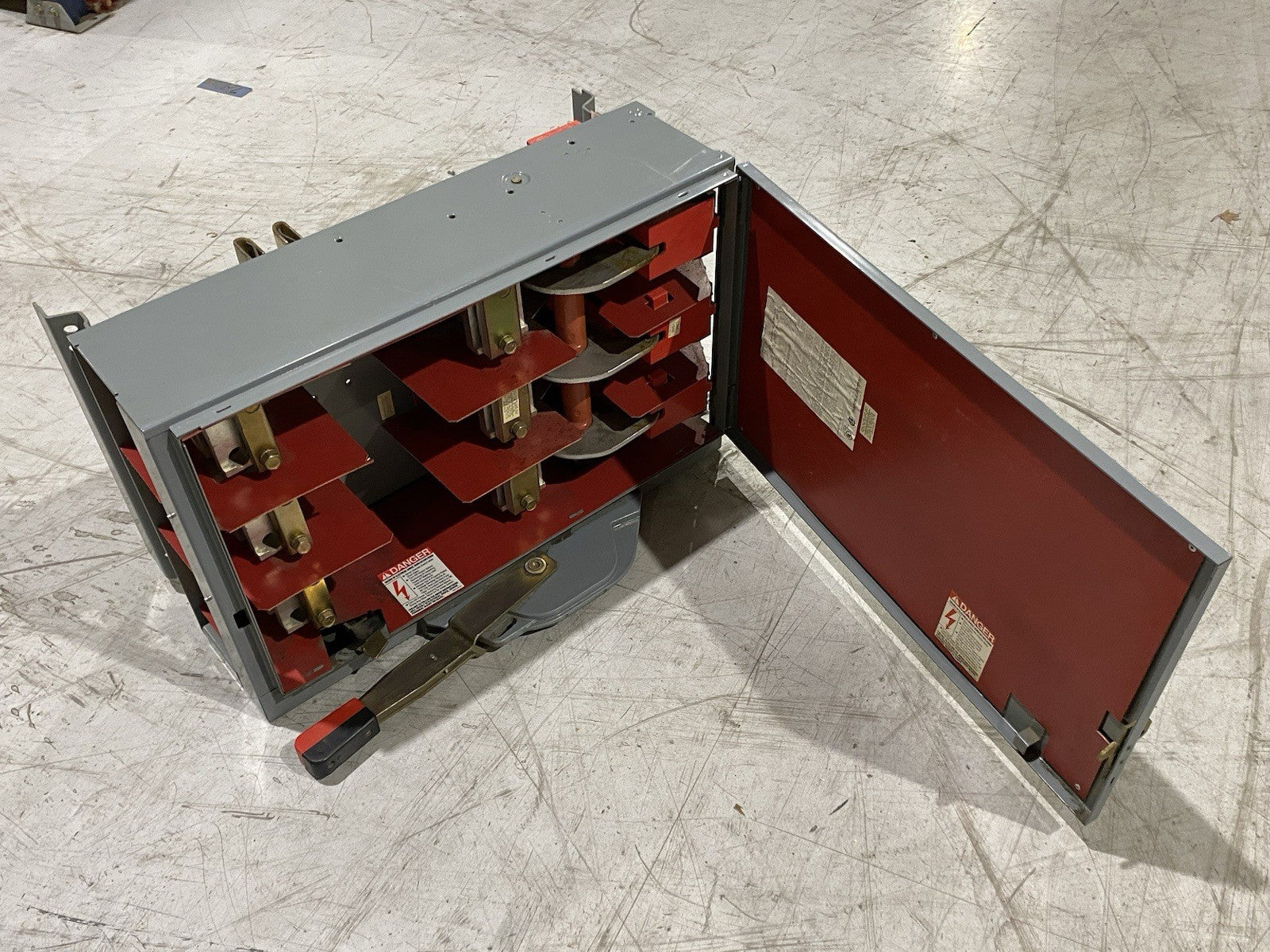 Square D QMB365W Ser. E1 Fusible Panelboard Switch Unit 400A 3-Pole NO FUSES - Maverick Industrial Sales