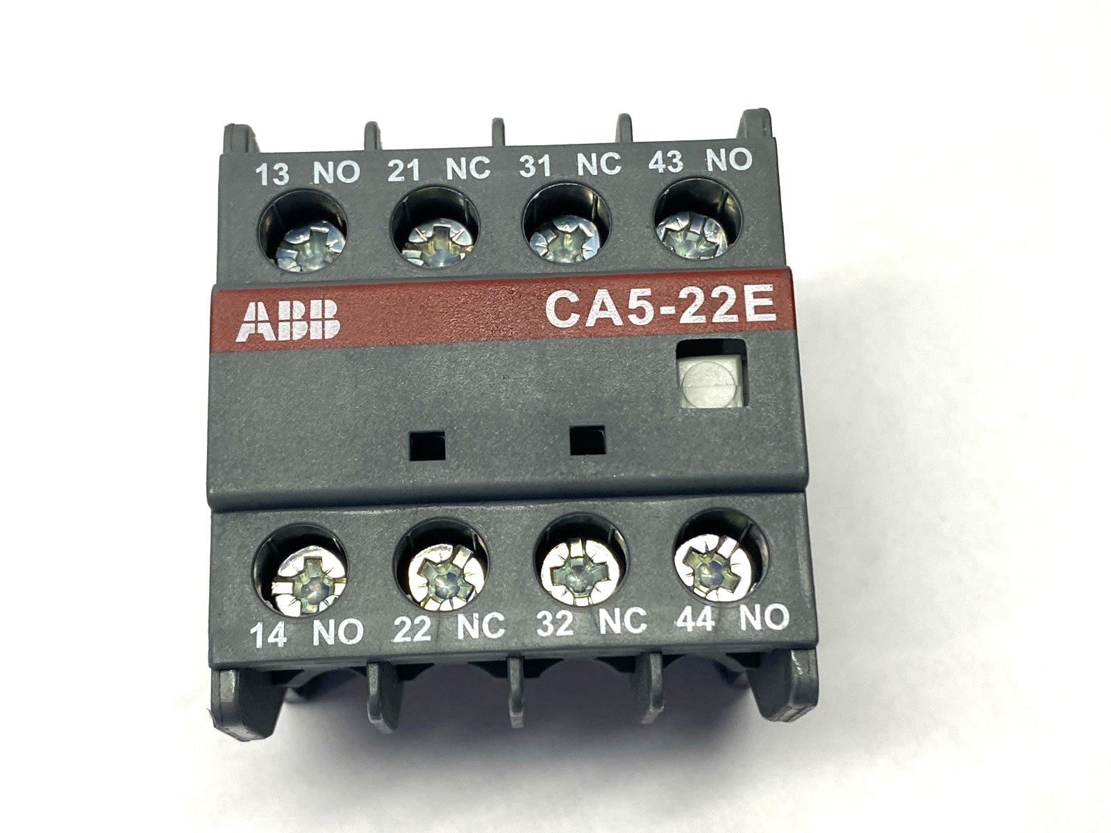 CA5-22E | ABB Auxiliary Contact Block 4-Pole 1SBN010040R1022 - New – Open box - Maverick Industrial Sales