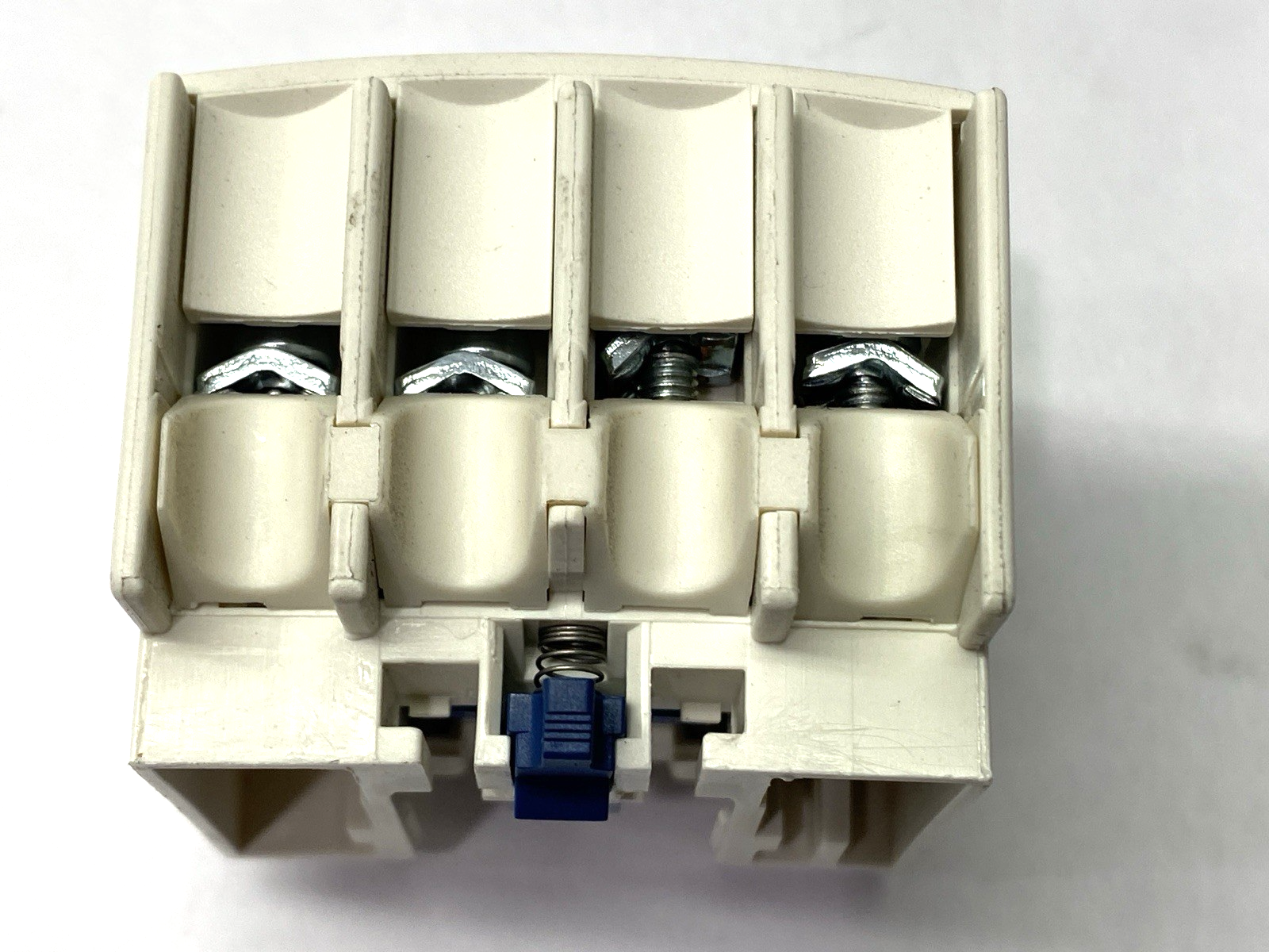 Schneider Electric LADN22 TeSys Deca Auxiliary Contact Block 2 NO + 2NC 690V 10A - Maverick Industrial Sales