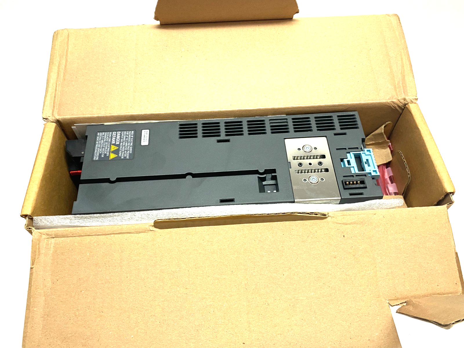Siemens 6SL3210-1PE21-8UL0 SINAMICS PM240-2 Power Module 380-480V - Maverick Industrial Sales