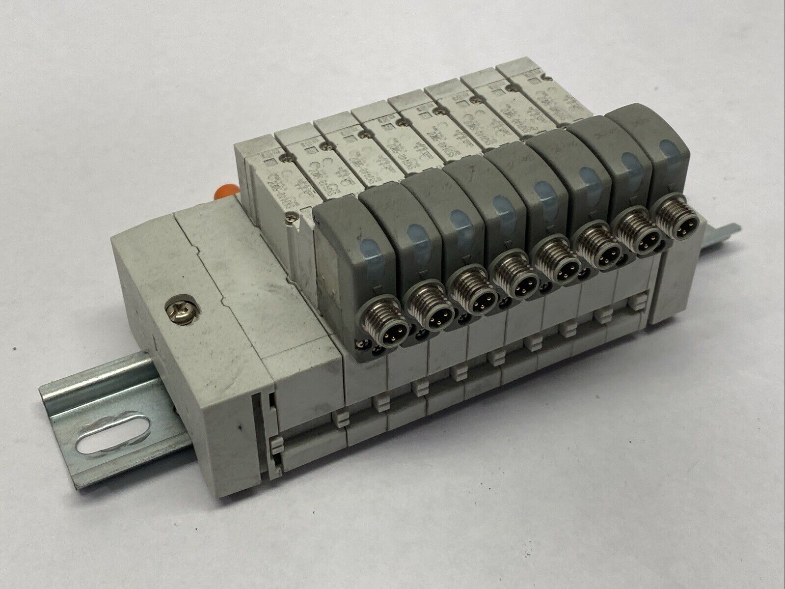 SMC SS5Y3-60-07U Cassette Style Manifold 7 Station w/ SY3140-5WOZ Solenoid Valve - Maverick Industrial Sales