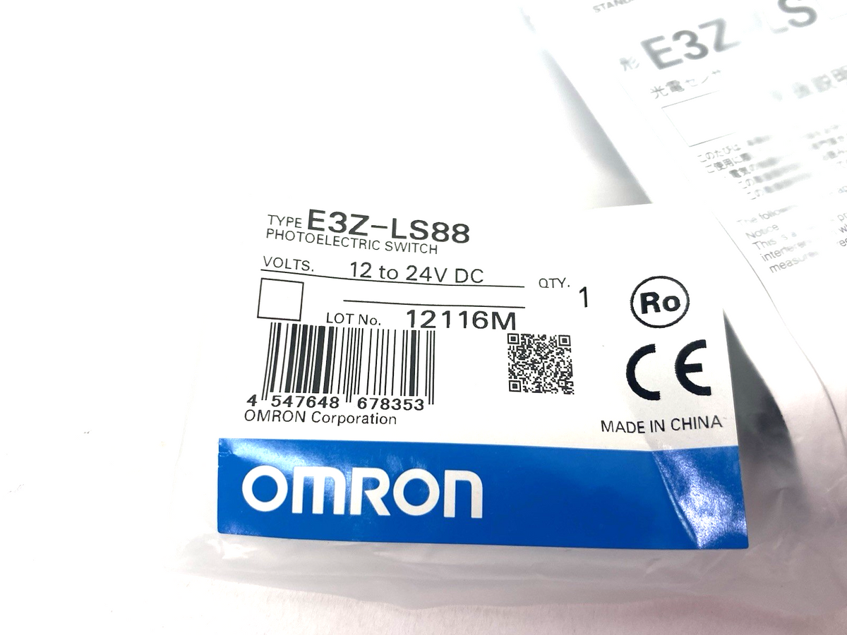E3Z-LS88 | Omron Compact Photoelectric Sensor, Distance-Settable, Built-in-Ampl. - New - Maverick Industrial Sales