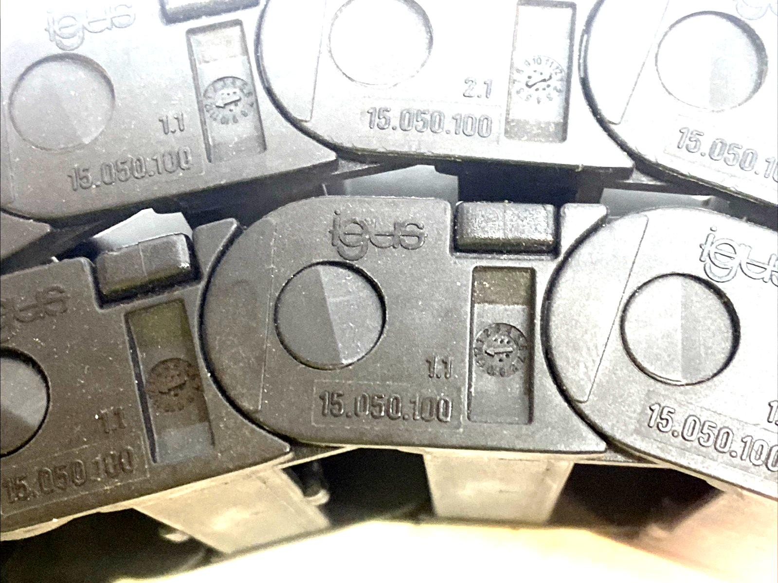 Igus 15.050.100 Energy Chain Cable Carrier 30 Links - Maverick Industrial Sales