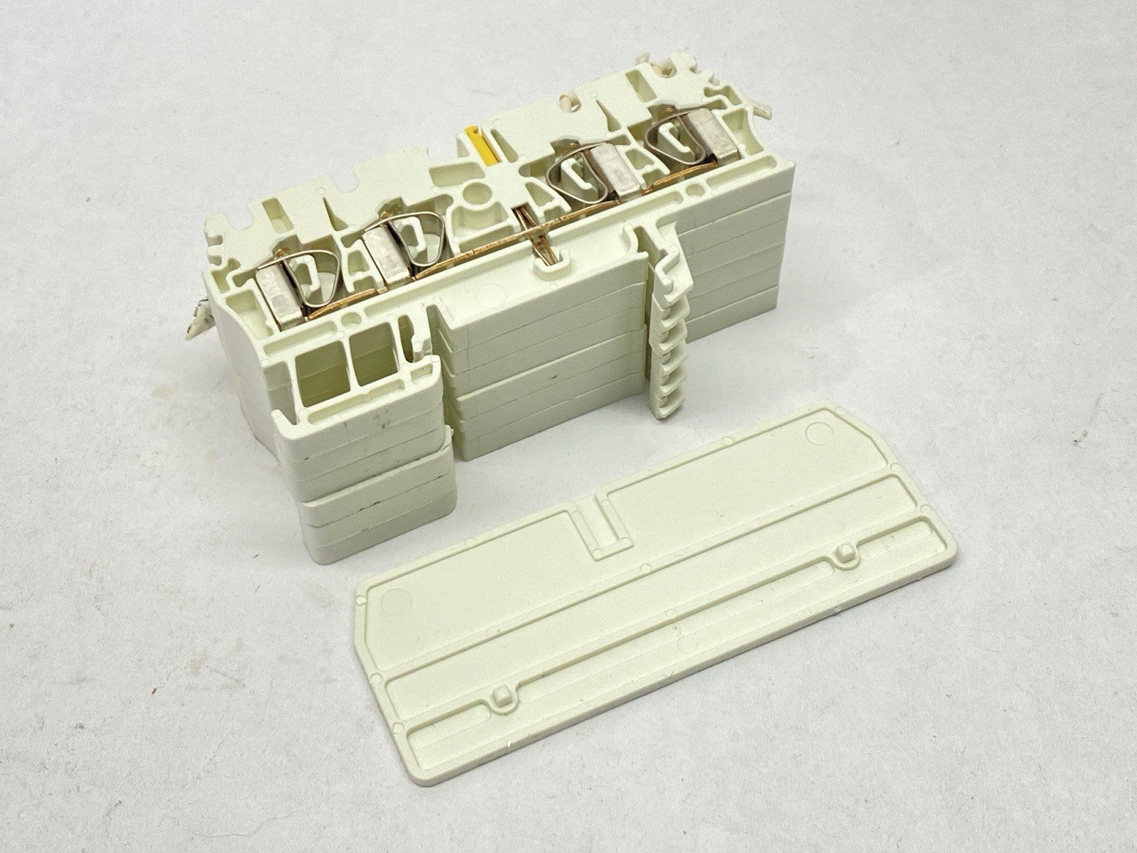 ZDU 2,5/4AN WS | Weidmuller Feed-Through Terminal Block White 1683480000 LOT OF 6 - Used - Maverick Industrial Sales