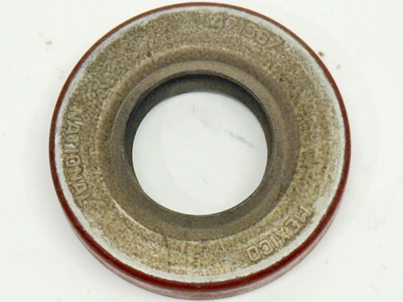 National Federal Mogul 41567 Oil Seal 0.750 x 1.499 x 0.250 LOT OF 7 - Maverick Industrial Sales