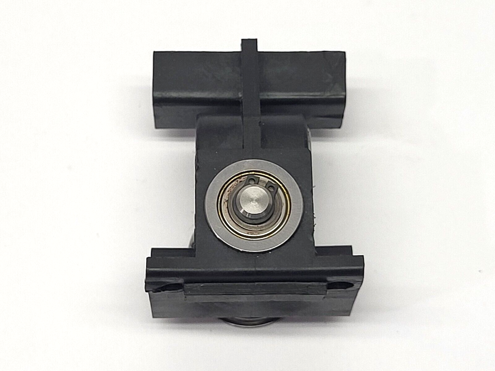 Universal 45318901 Housing UIC Instrument LOT OF 2 - Maverick Industrial Sales