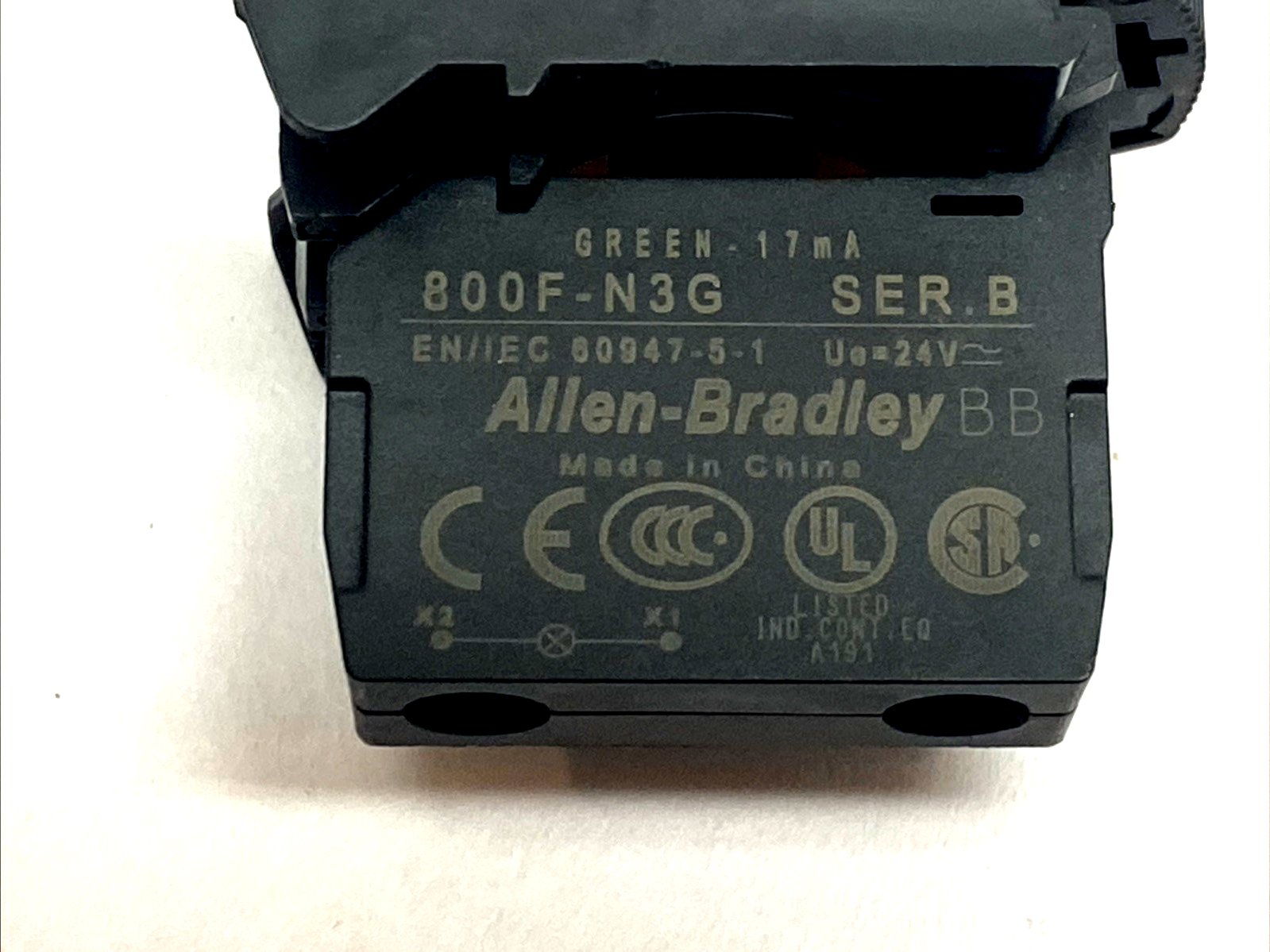 800FP-P4 | Allen-Bradley Red 22mm Pilot Light Operator IP66 W/ 800F-N3G - Used - Maverick Industrial Sales