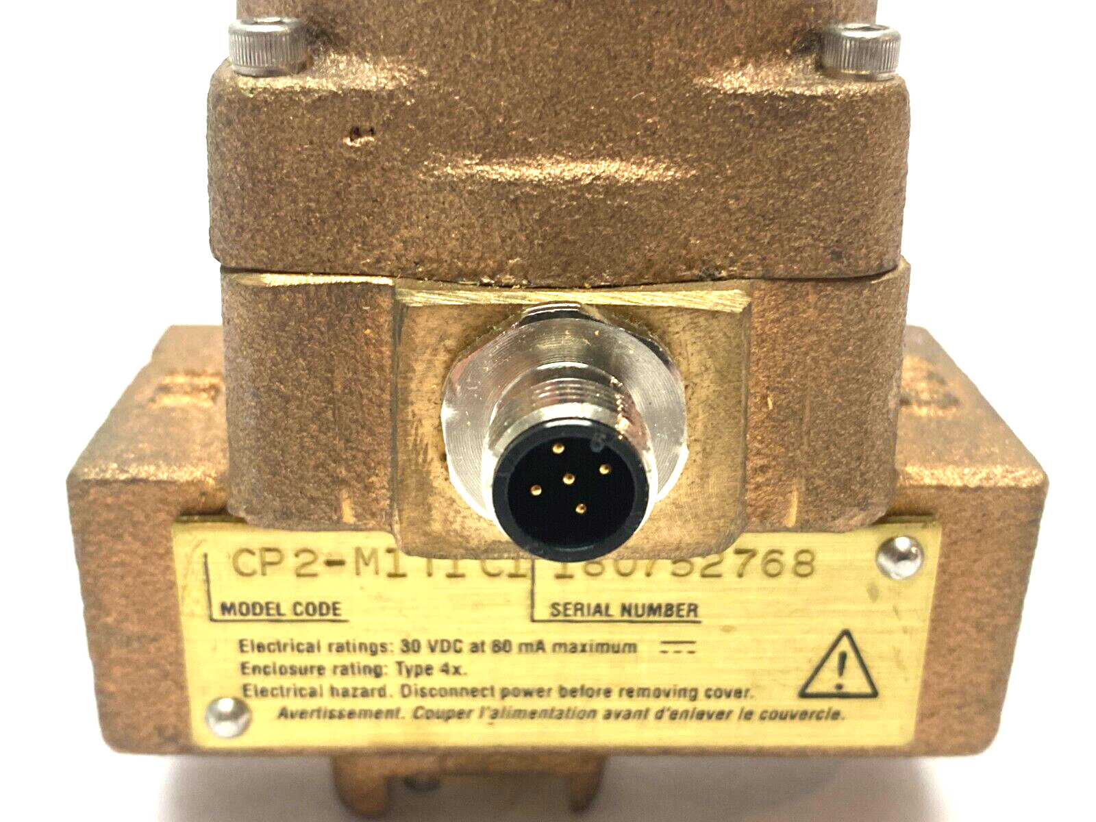 Universal Flow Monitors CP2-M1T1C1 CoolPoint Digital Flow Rate Monitor 4-Pin - Maverick Industrial Sales