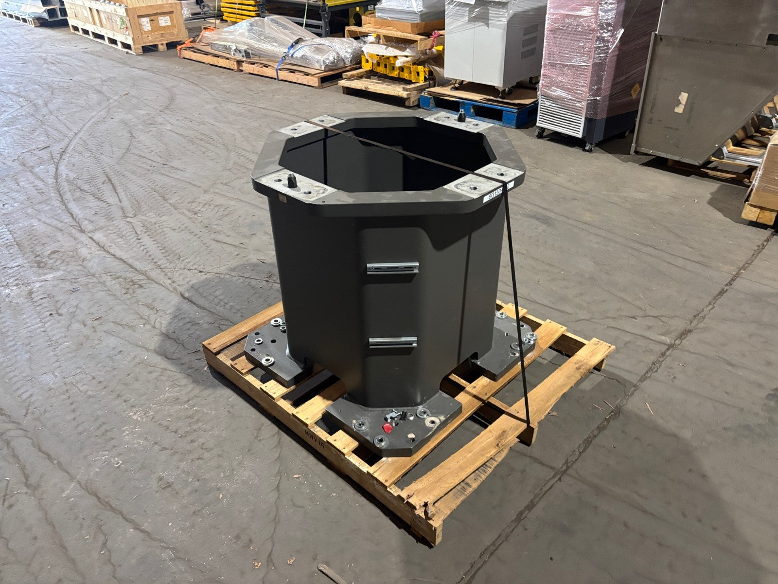 Kuka Robot Pedestal Base, H800, 32" Riser, KR 210, KR 120, 754mm - Maverick Industrial Sales