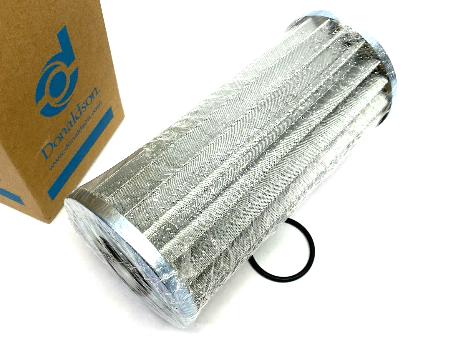 P171536 | Donaldson Hydraulic Filter Cartridge 90-micron - New – Open box - Maverick Industrial Sales