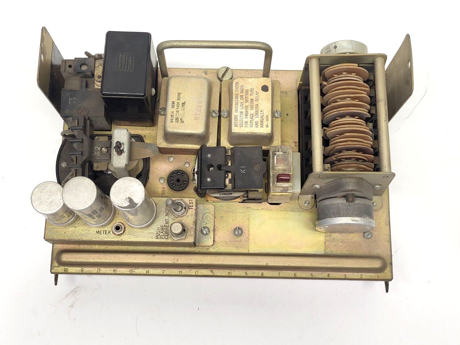 Honeywell R4181A-1034 Flame Safeguard and Control Module - Used - Maverick Industrial Sales