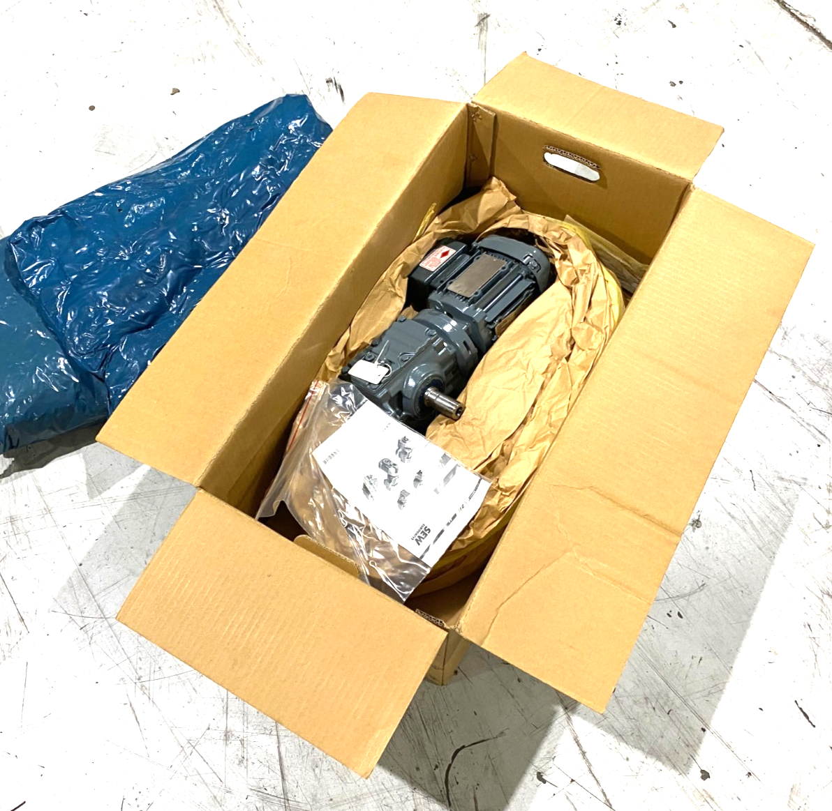 SEW-Eurodrive 25.7864249901.0001.20.48 Right Angle Gearmotor S47DRS71S4 - Maverick Industrial Sales