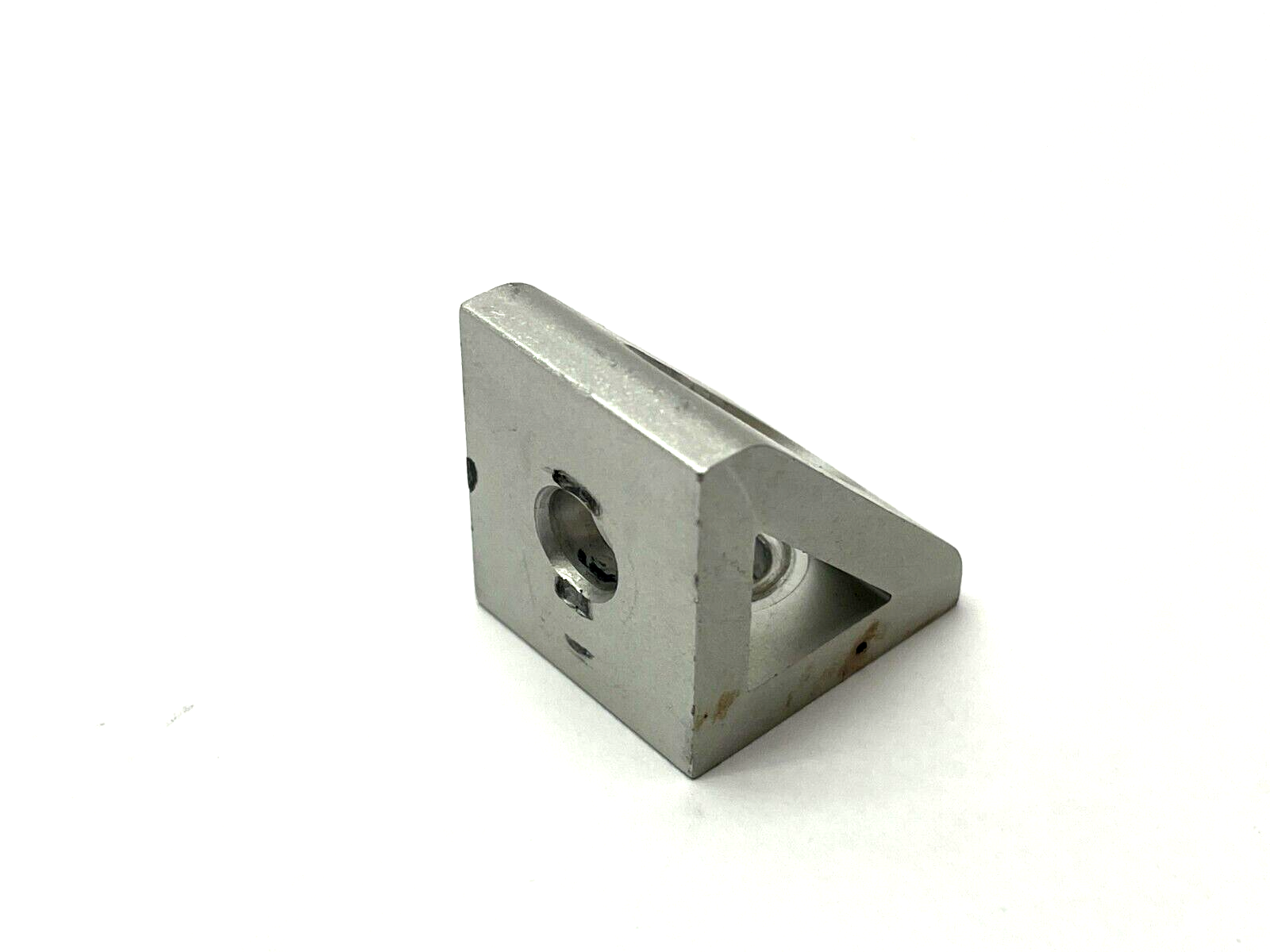80/20 4132 Gusseted Inside Corner Bracket 2 Hole LOT OF 2 - Maverick Industrial Sales