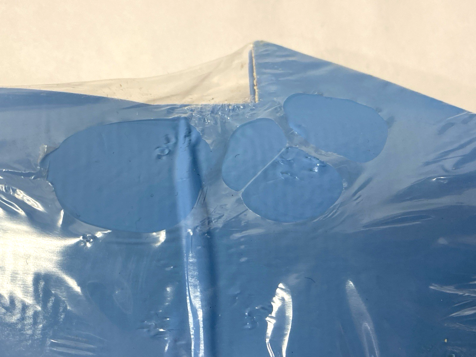 STA1004 | SafetyTac Red Arrow Floor Sticker 10" x 3.5" TEAR IN BAG PKG OF 25 - New - Maverick Industrial Sales